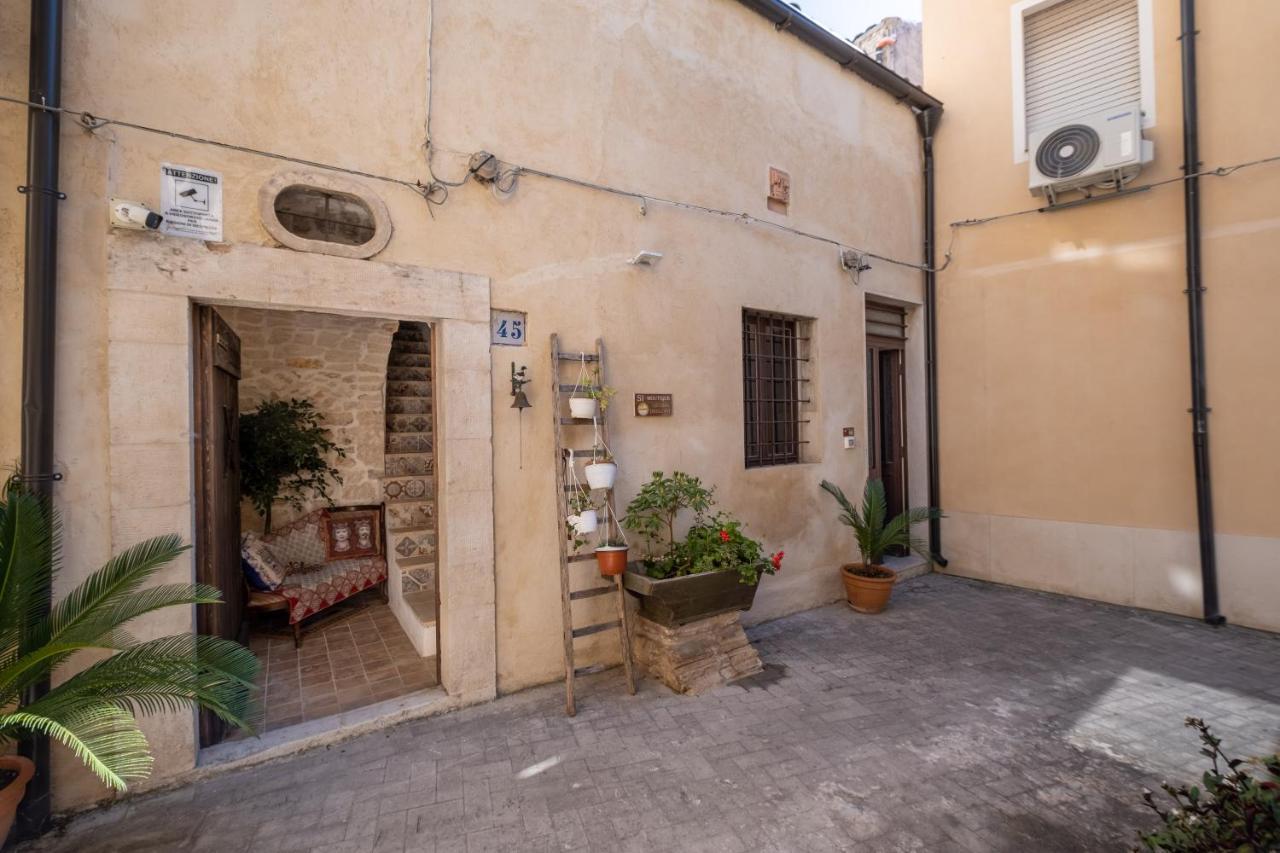 Si-Moutique Le Case Degli Avi Barocche, Con Terrazza Panoramica Modica Exterior foto