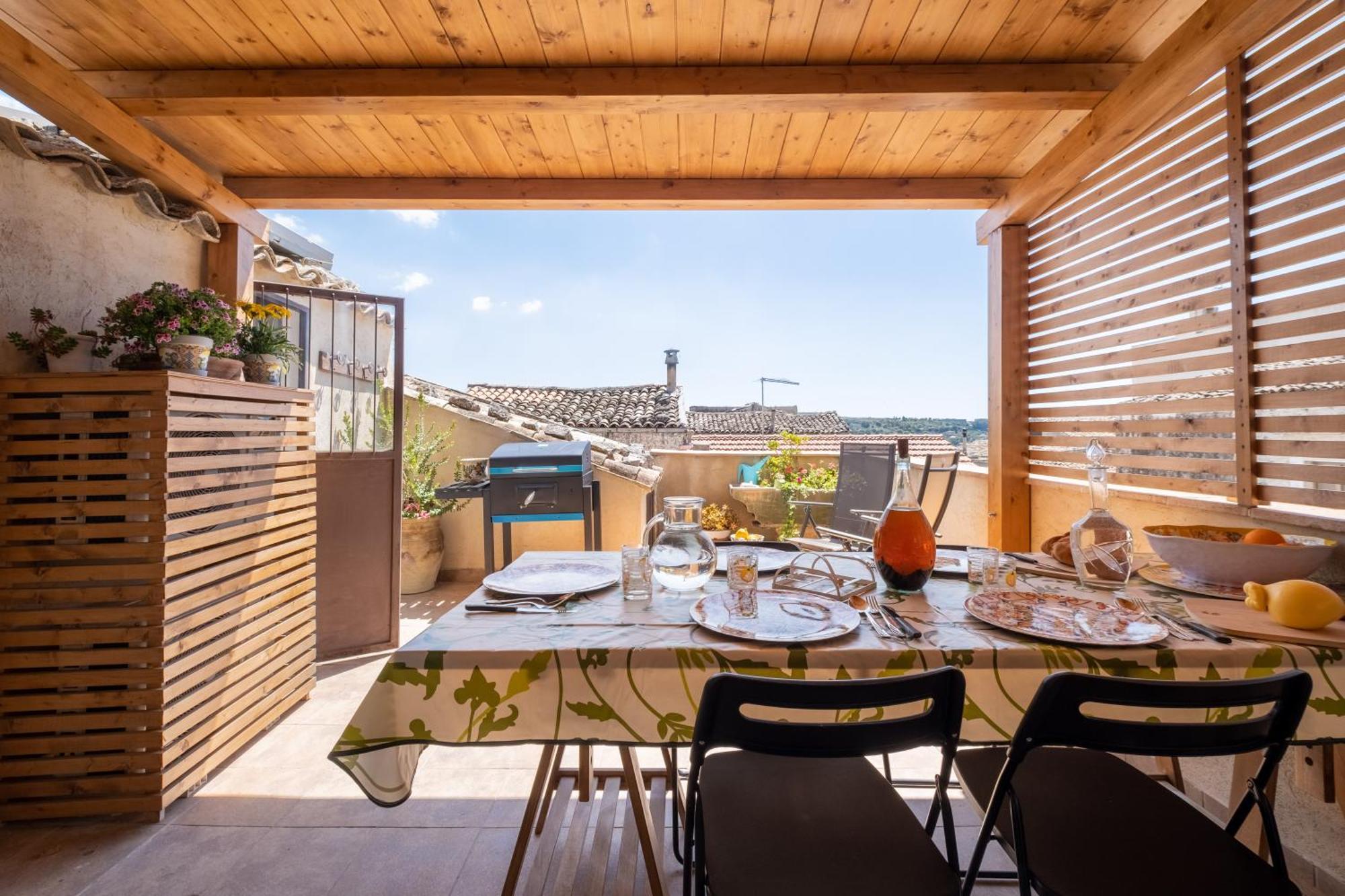 Si-Moutique Le Case Degli Avi Barocche, Con Terrazza Panoramica Modica Exterior foto